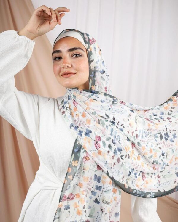Meadow Bloom Chiffon Hijab – Soft Botanical Elegance